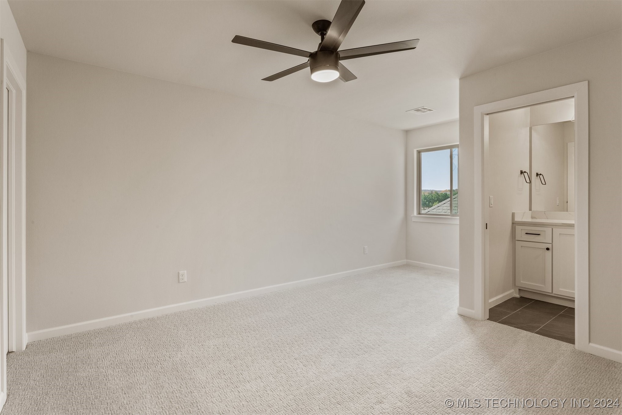 2956 E 146th Place S Property Photo 29