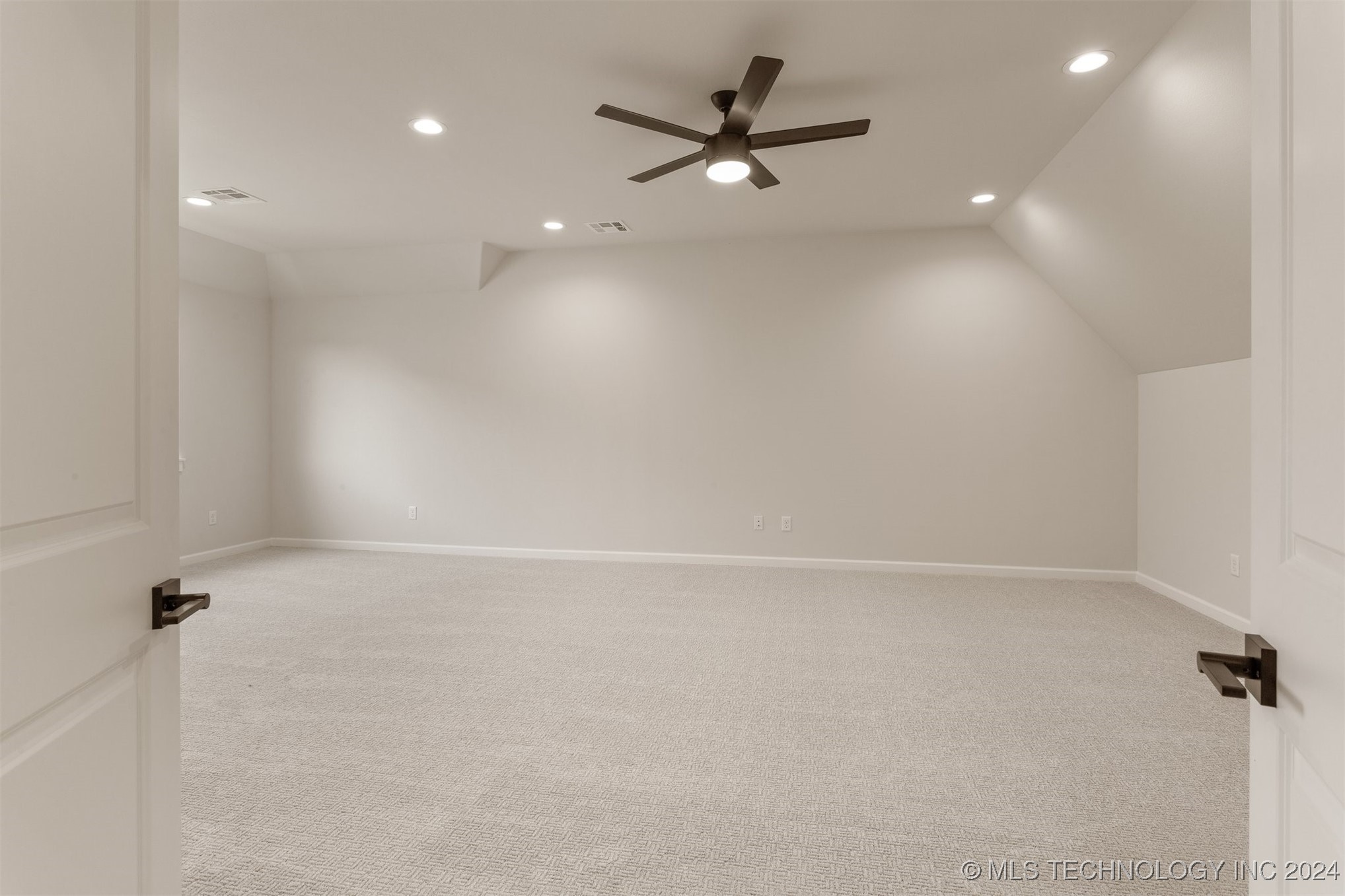 2956 E 146th Place S Property Photo 31