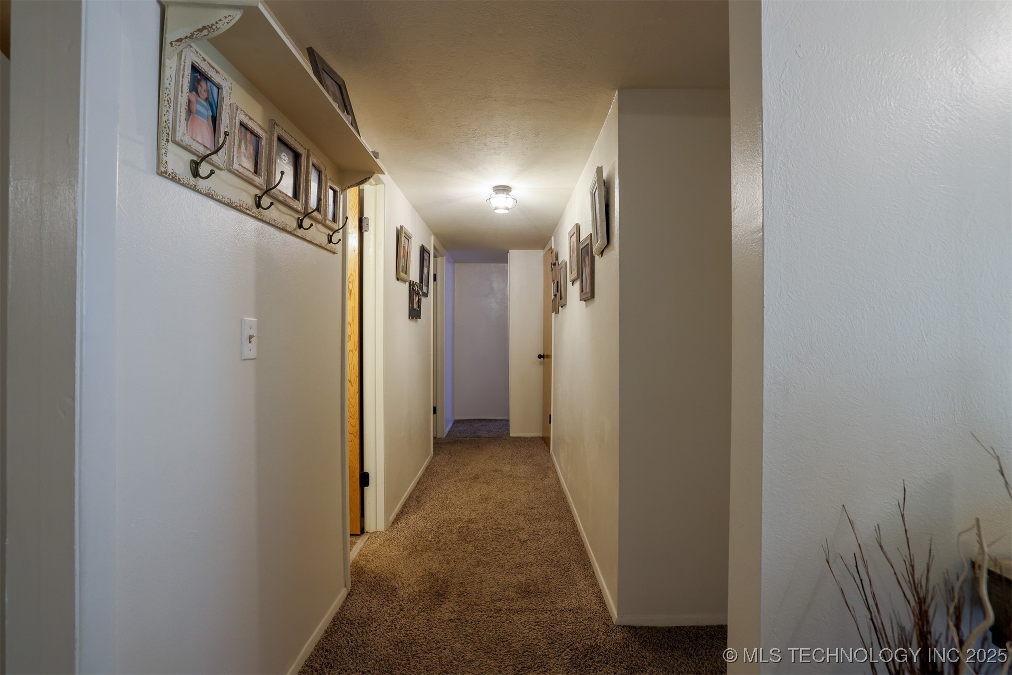 417717 E 1145 Road Property Photo 12