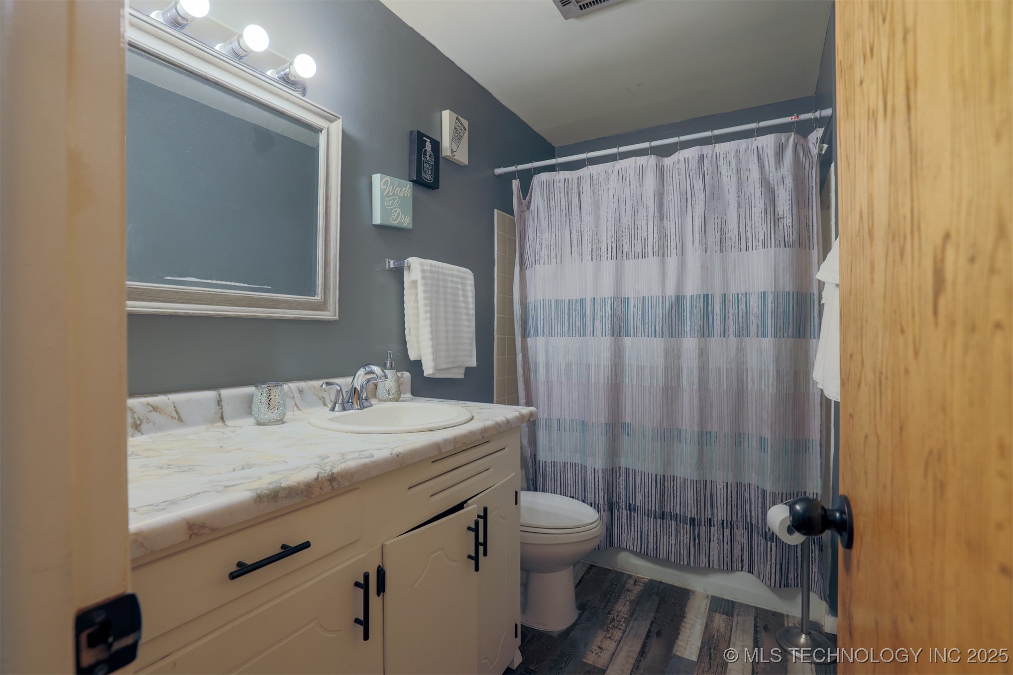417717 E 1145 Road Property Photo 23