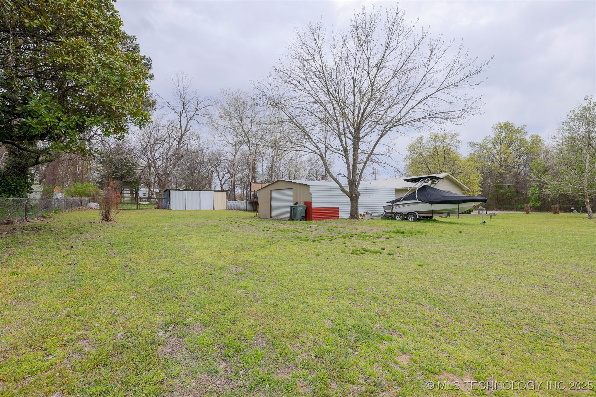 417717 E 1145 Road Property Photo 33