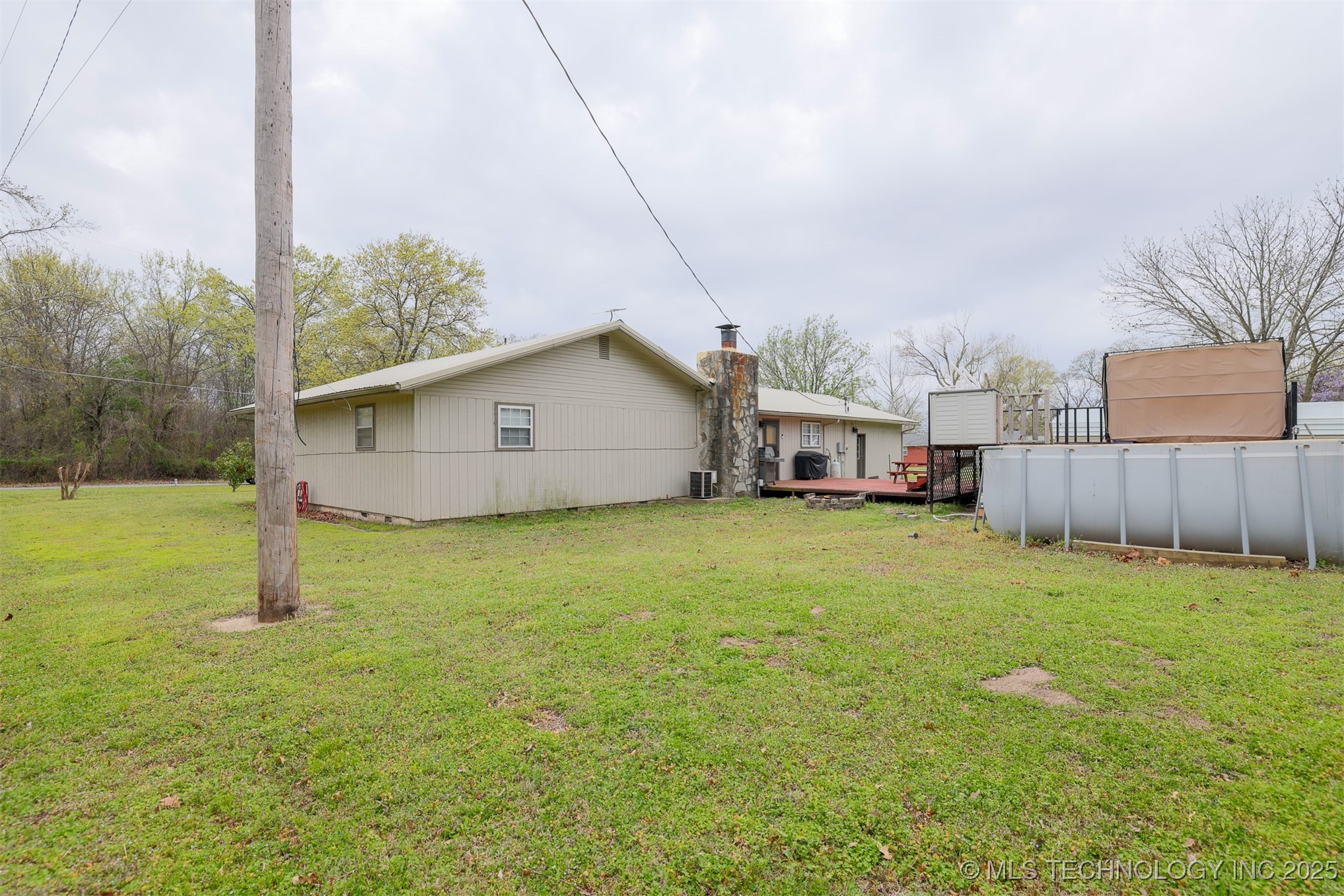 417717 E 1145 Road Property Photo 35