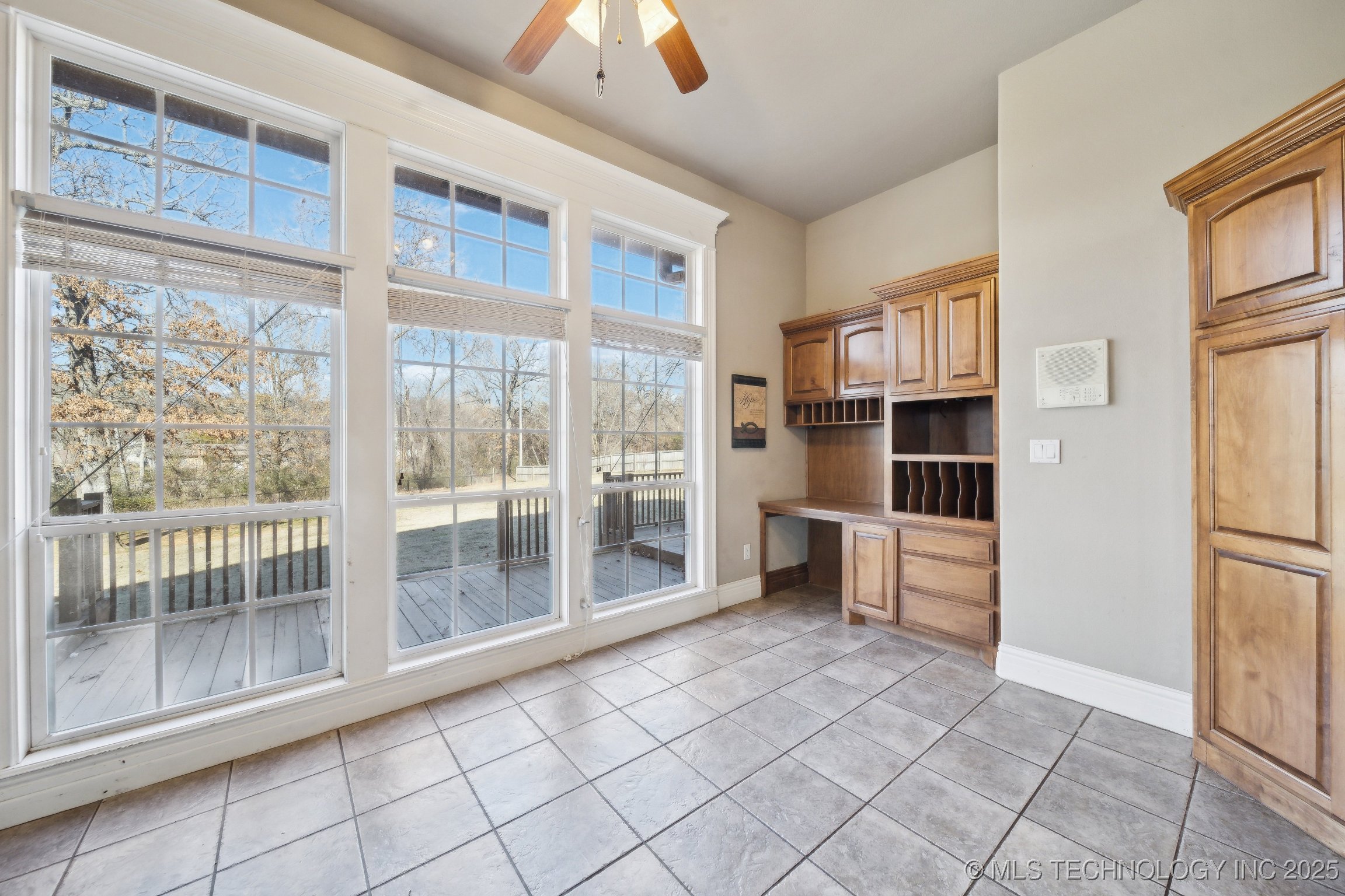 101 S Harrison Avenue Property Photo 22
