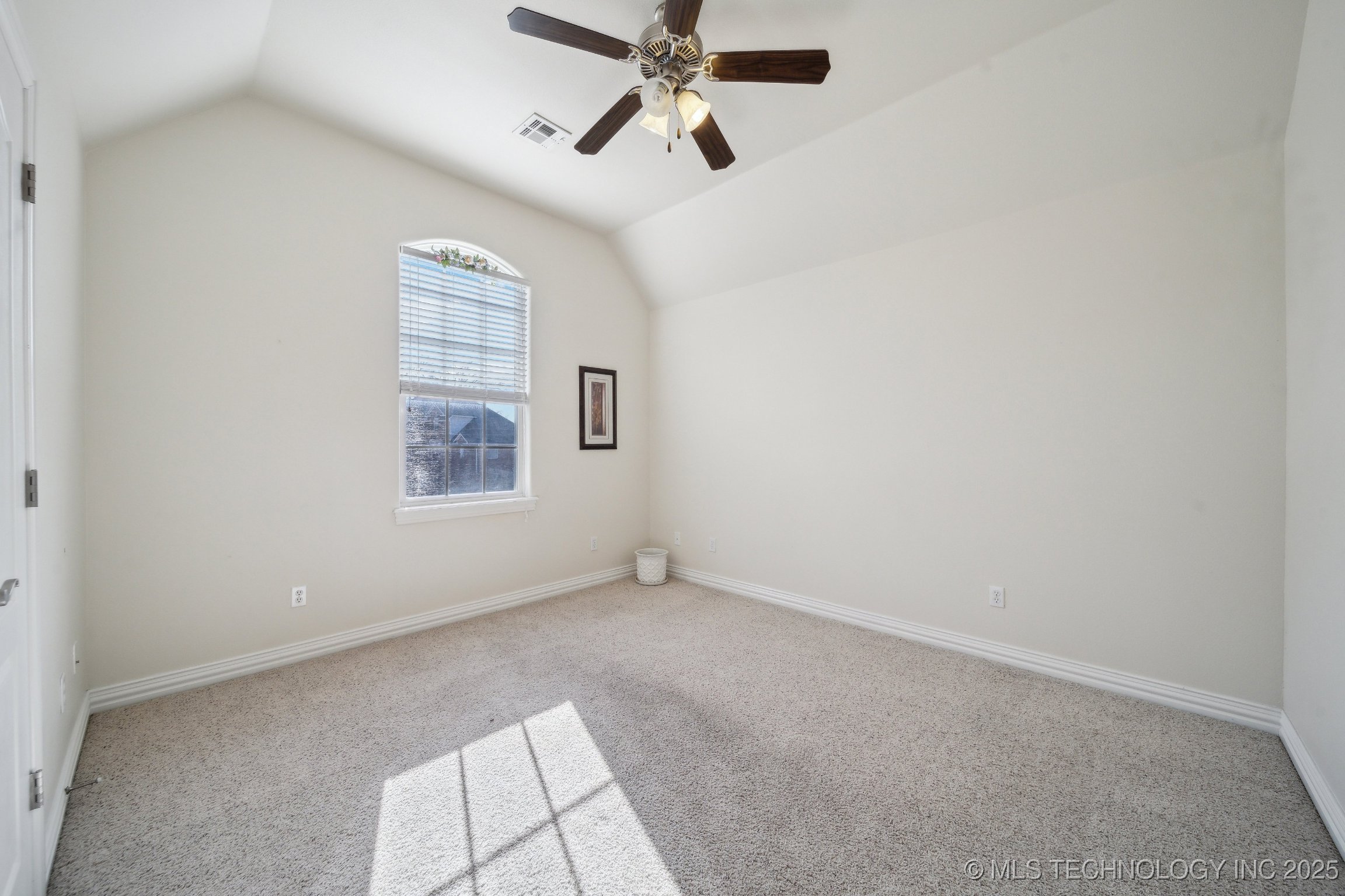 101 S Harrison Avenue Property Photo 33