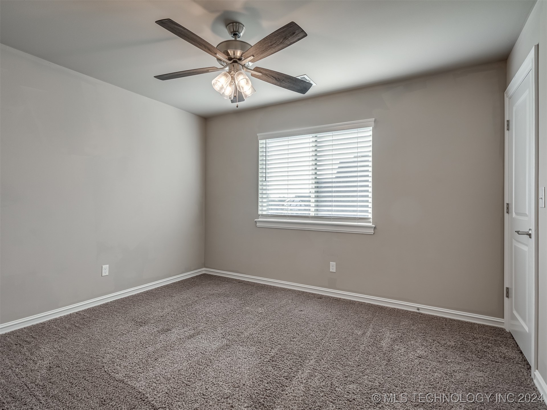 13664 S 23rd Street E Property Photo 60