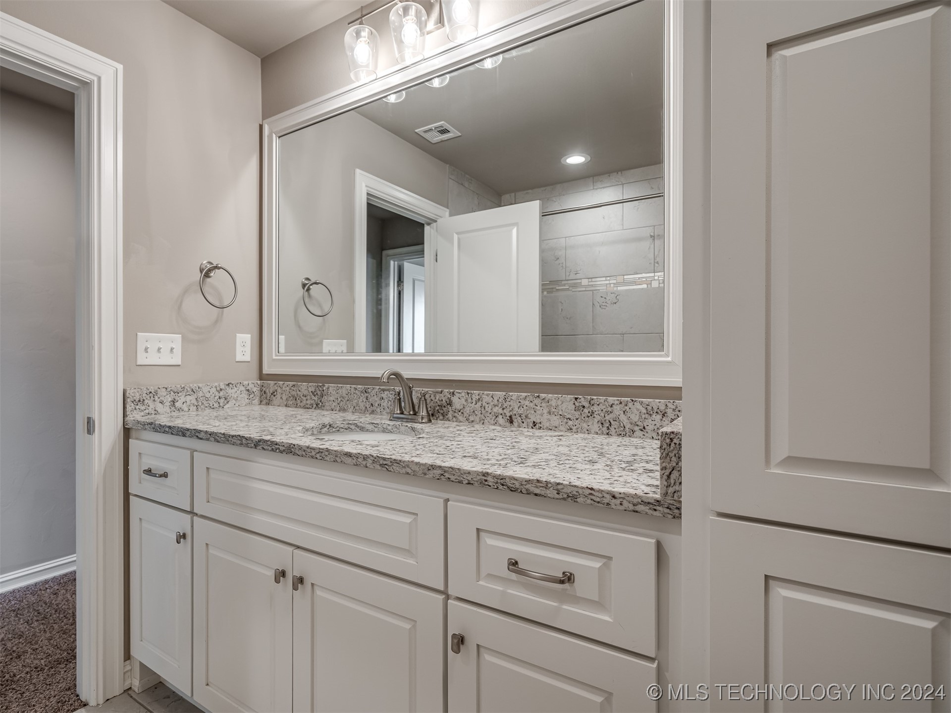 13664 S 23rd Street E Property Photo 64