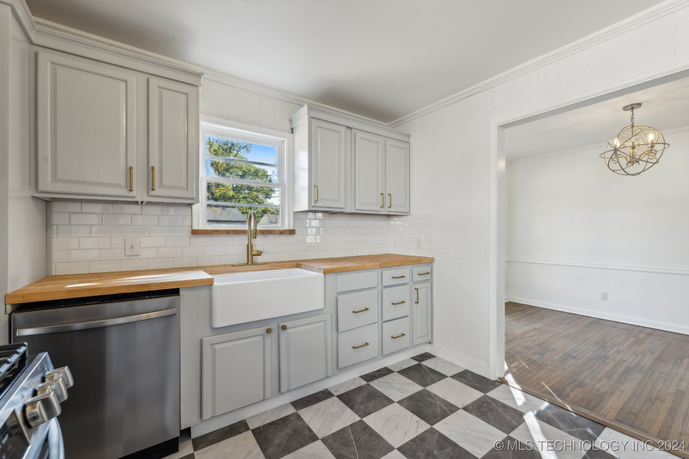 4929 S Boston Avenue Property Photo 7