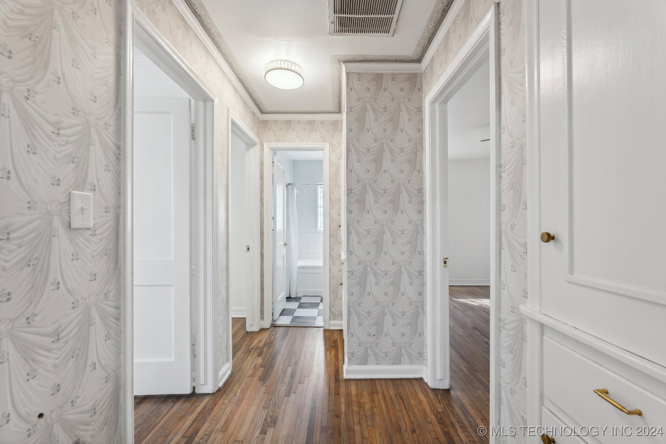 4929 S Boston Avenue Property Photo 15