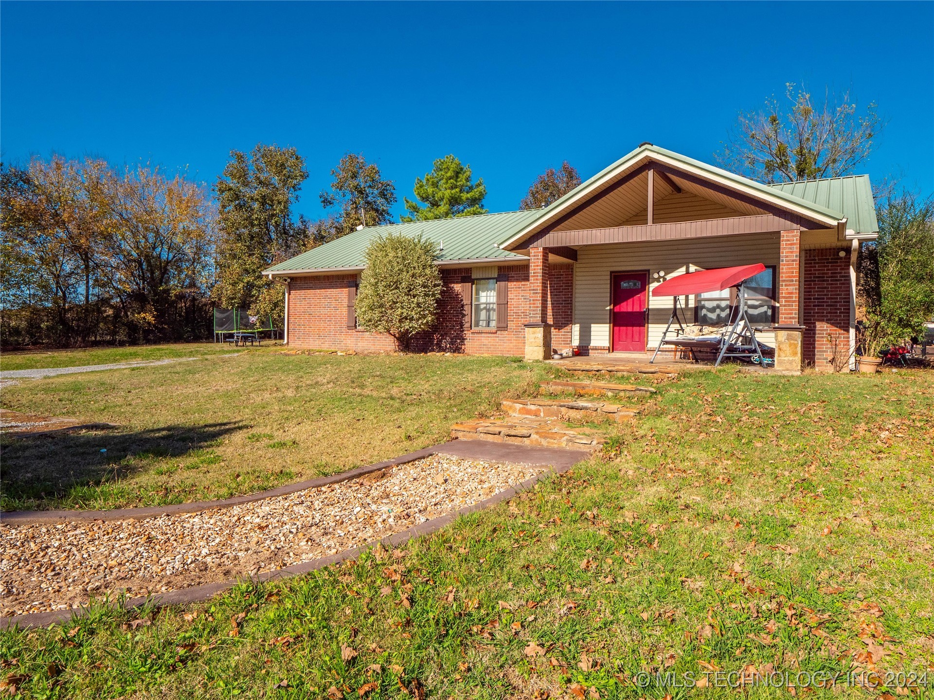 239 N Carbon Property Photo 1