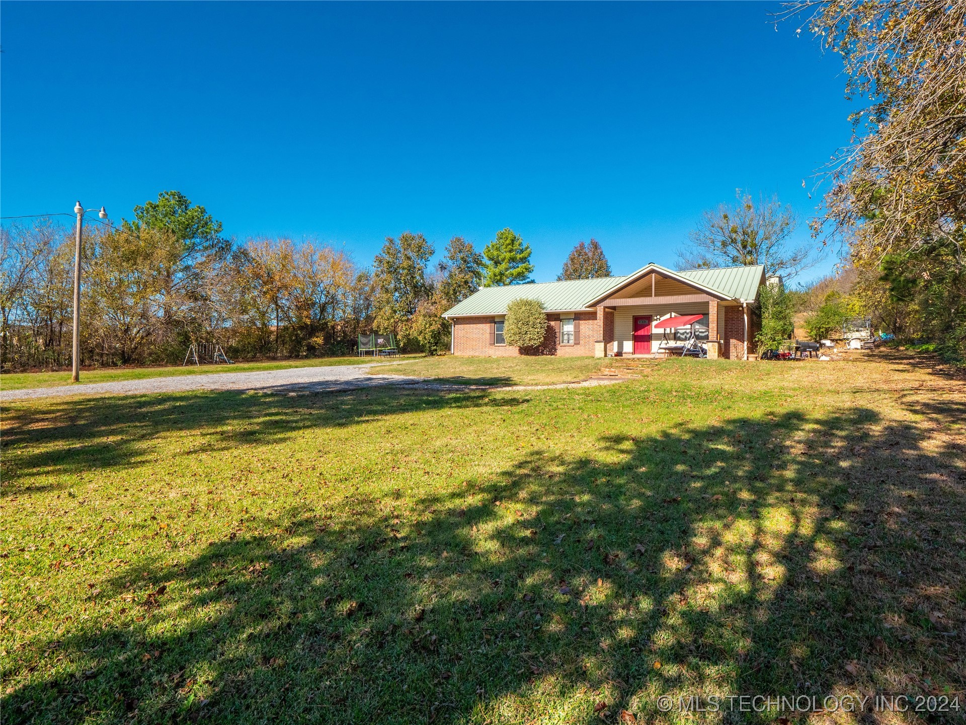 239 N Carbon Property Photo 2
