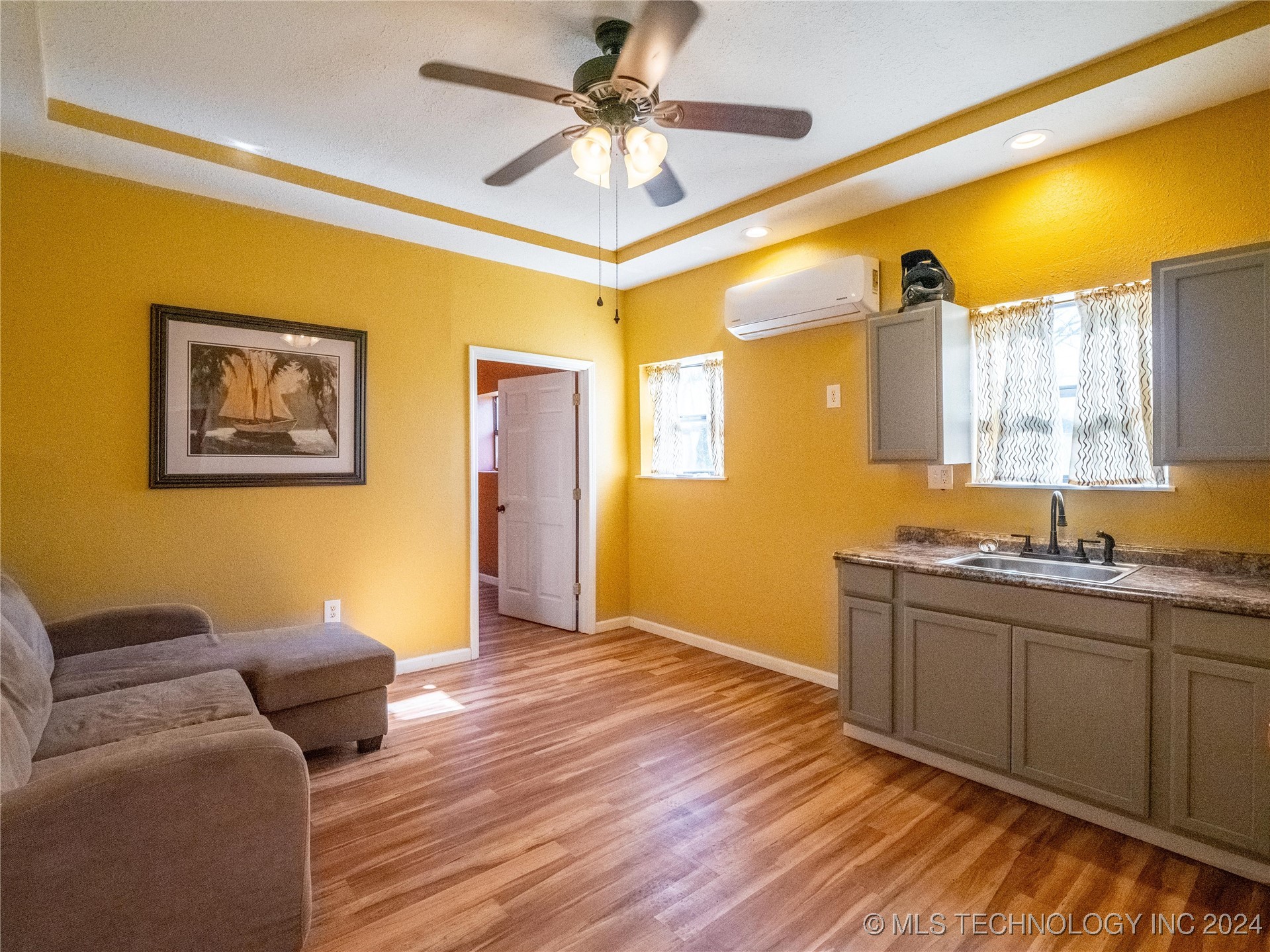 239 N Carbon Property Photo 48