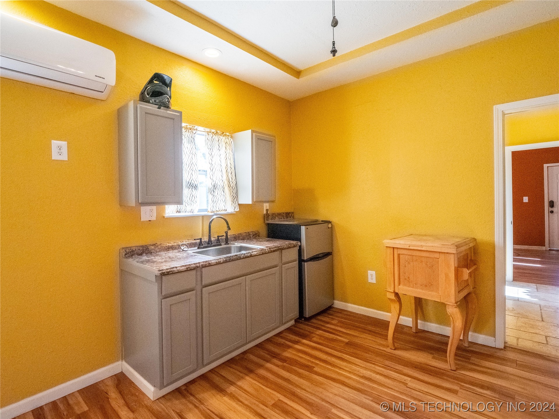 239 N Carbon Property Photo 50