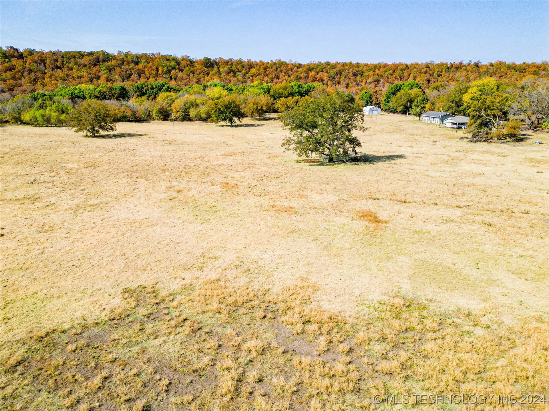 110917 S 4043 Road Property Photo 6