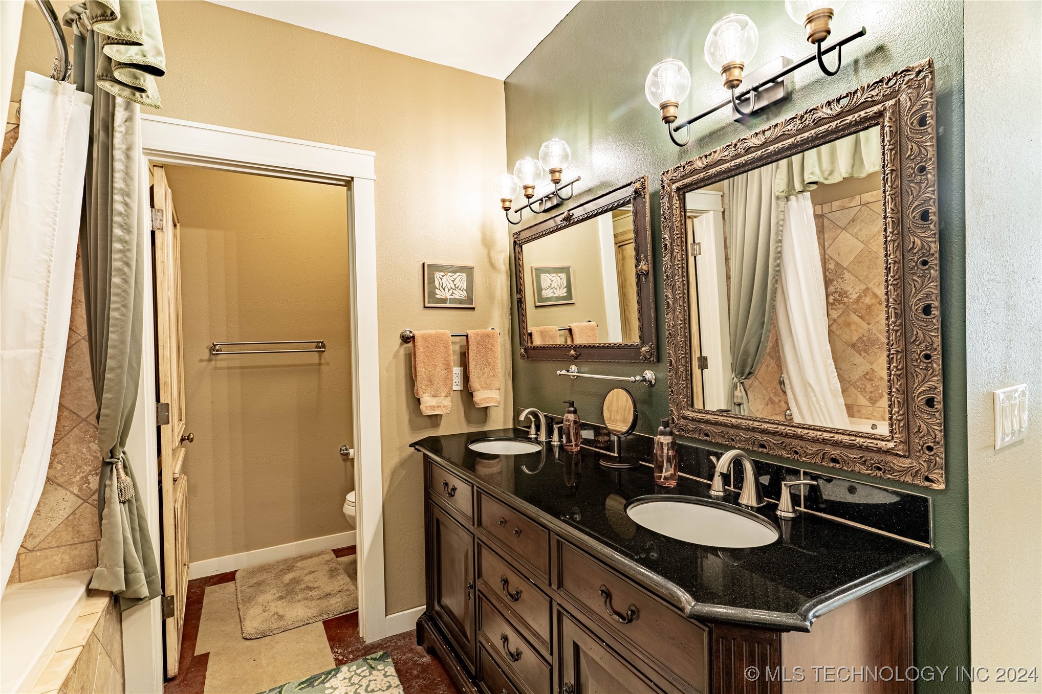 110917 S 4043 Road Property Photo 16