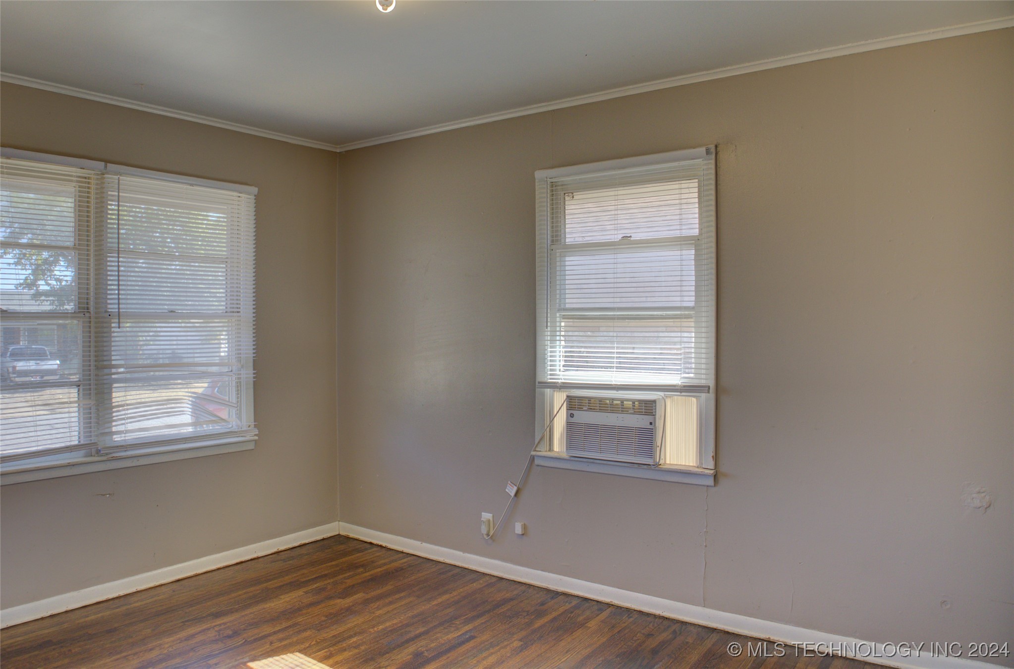 430 S 80th East Avenue Property Photo 15