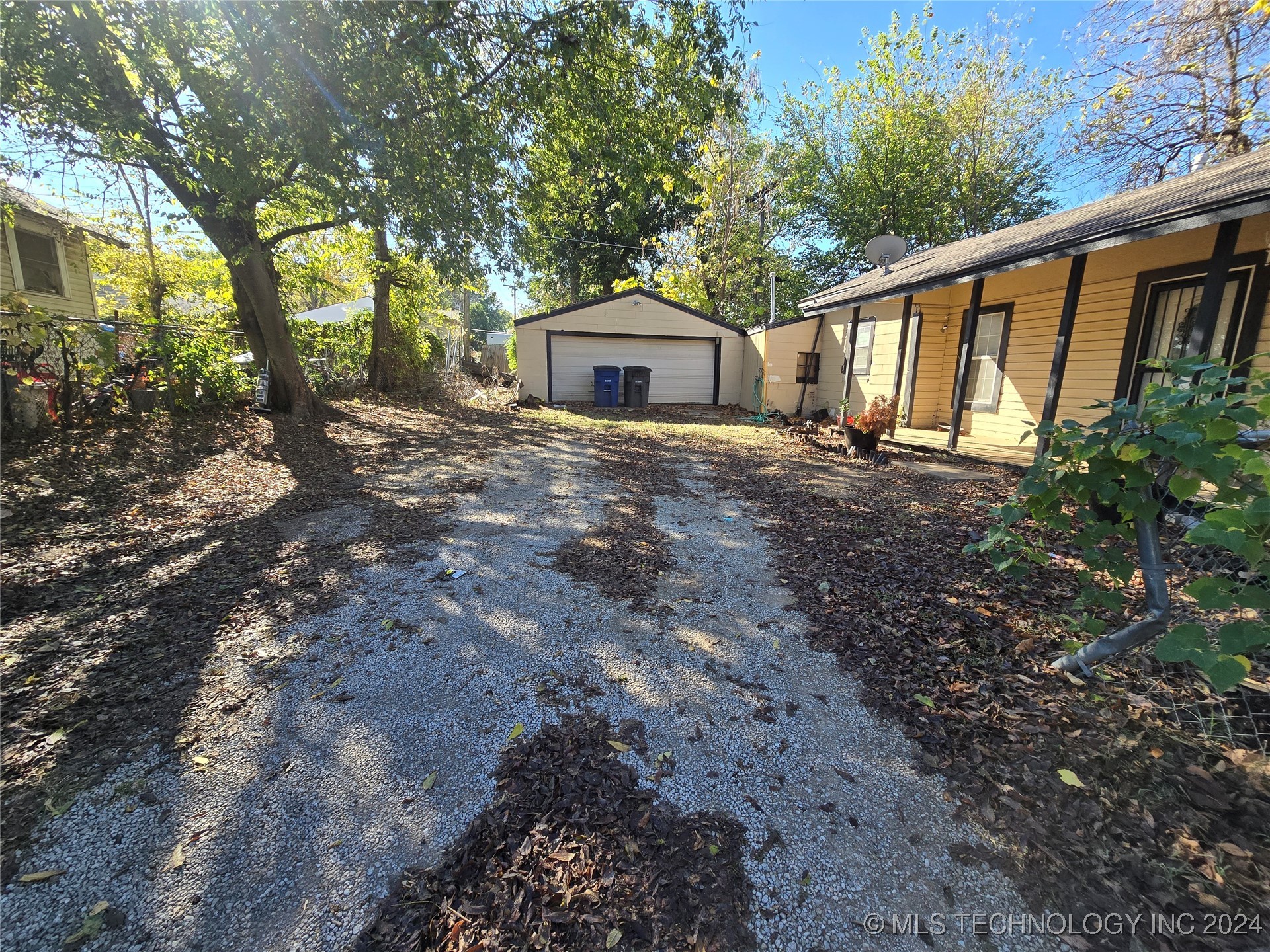 2202 E Tecumseh Street Property Photo