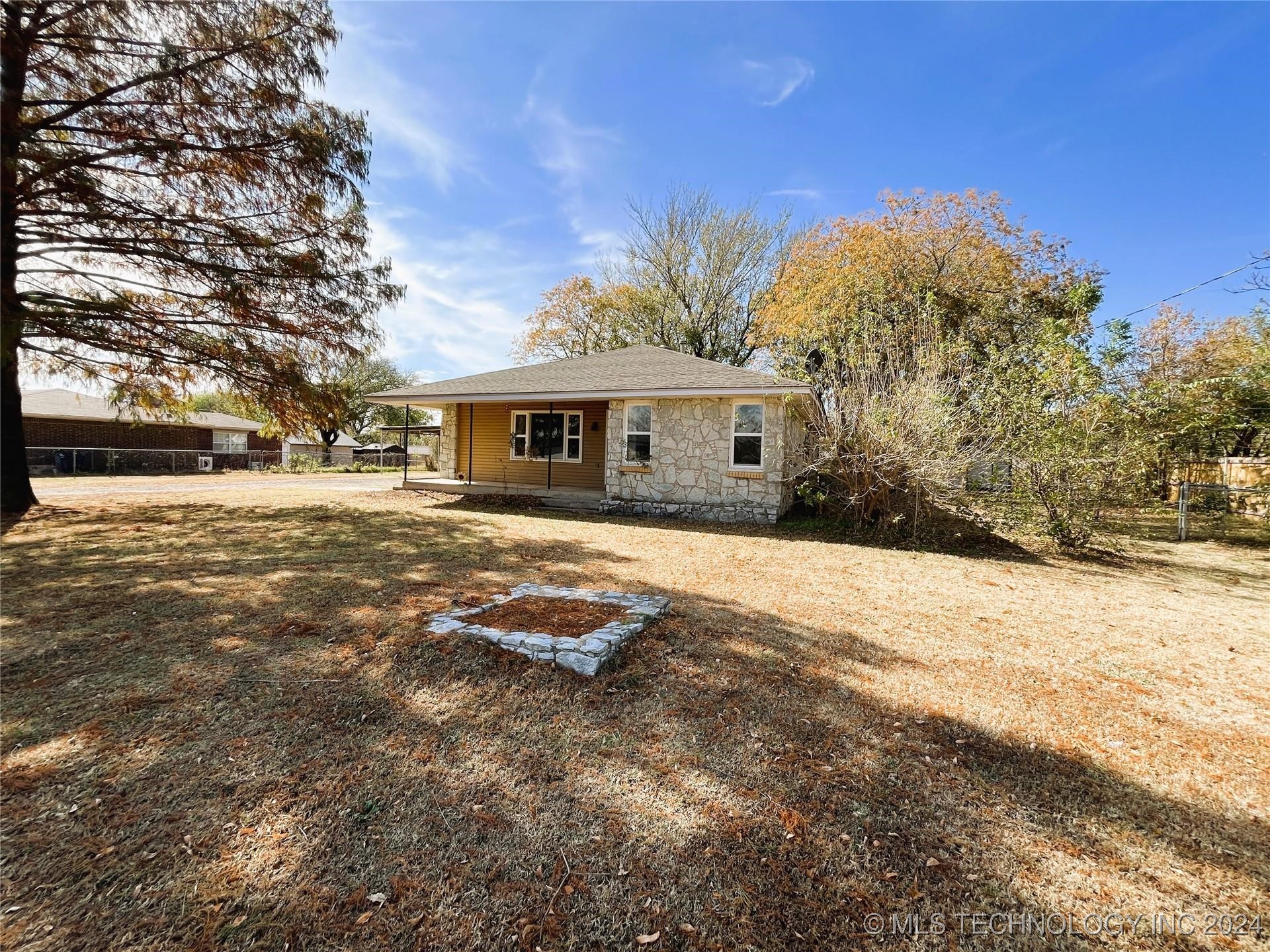 420 S 10th Property Photo