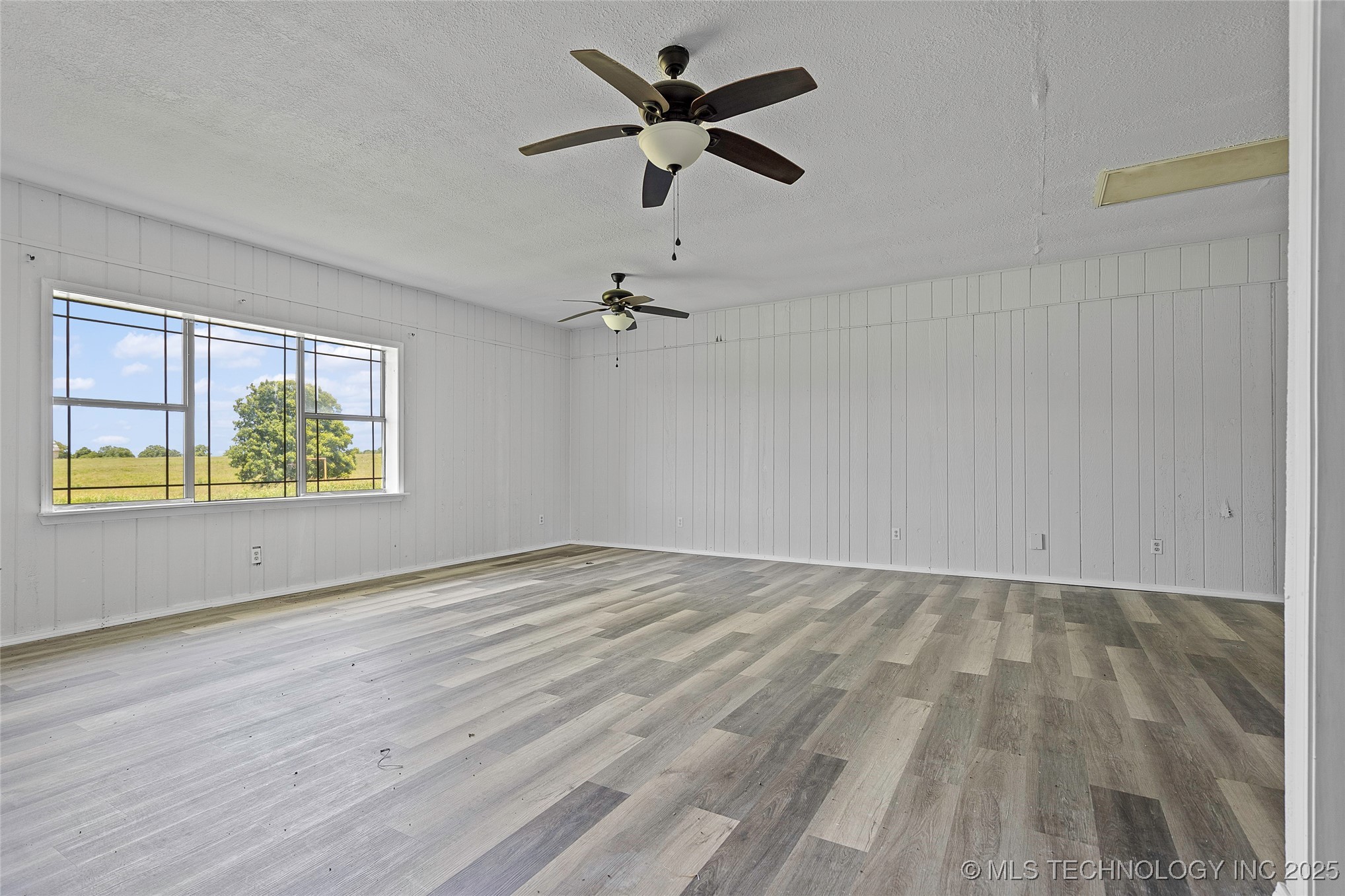 7740 Swayback Property Photo 15