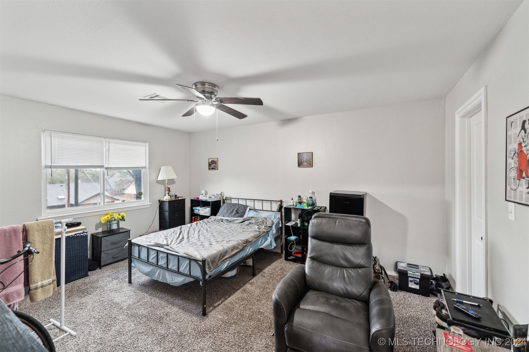1114 N Kansas Avenue Property Photo 17