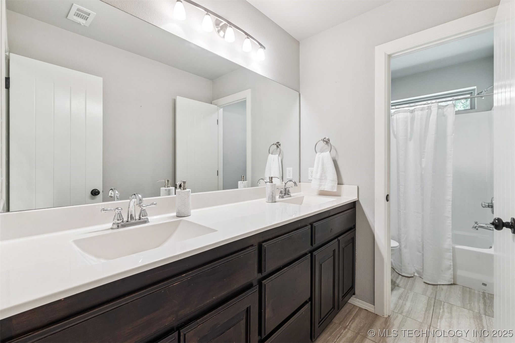 28149 E 97th Street S Property Photo 45