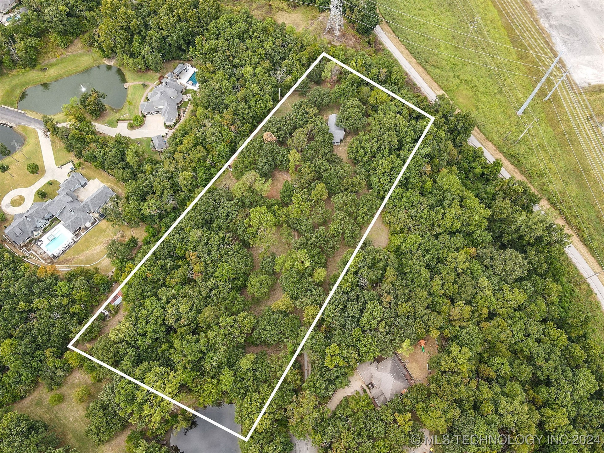 11900 S 18th Street Property Photo 6
