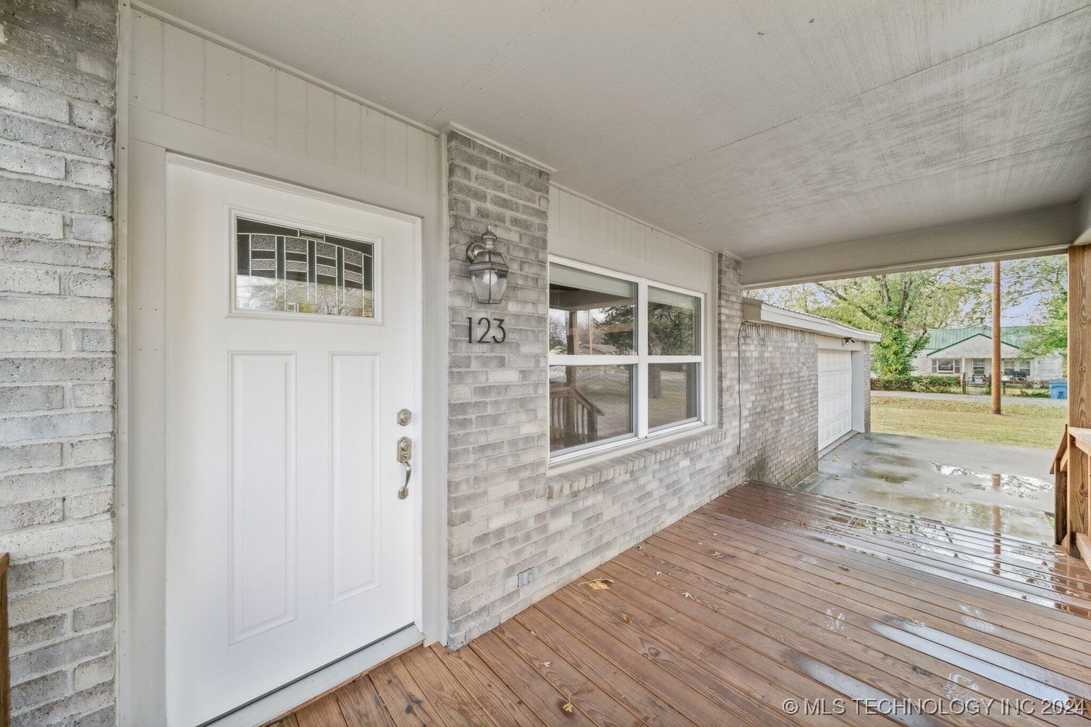 123 W Choctaw Avenue Property Photo 4