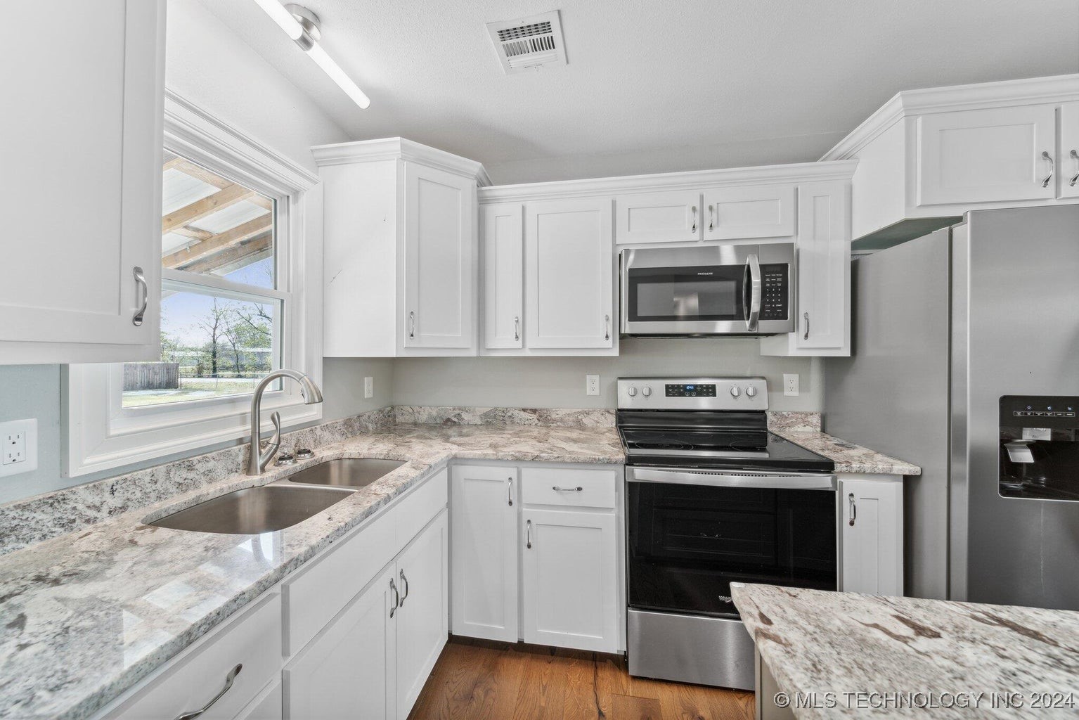 123 W Choctaw Avenue Property Photo 9
