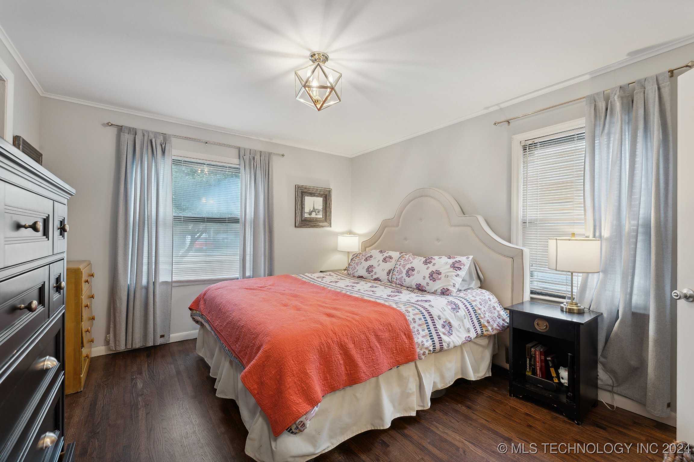 4644 S Troost Avenue Property Photo 19