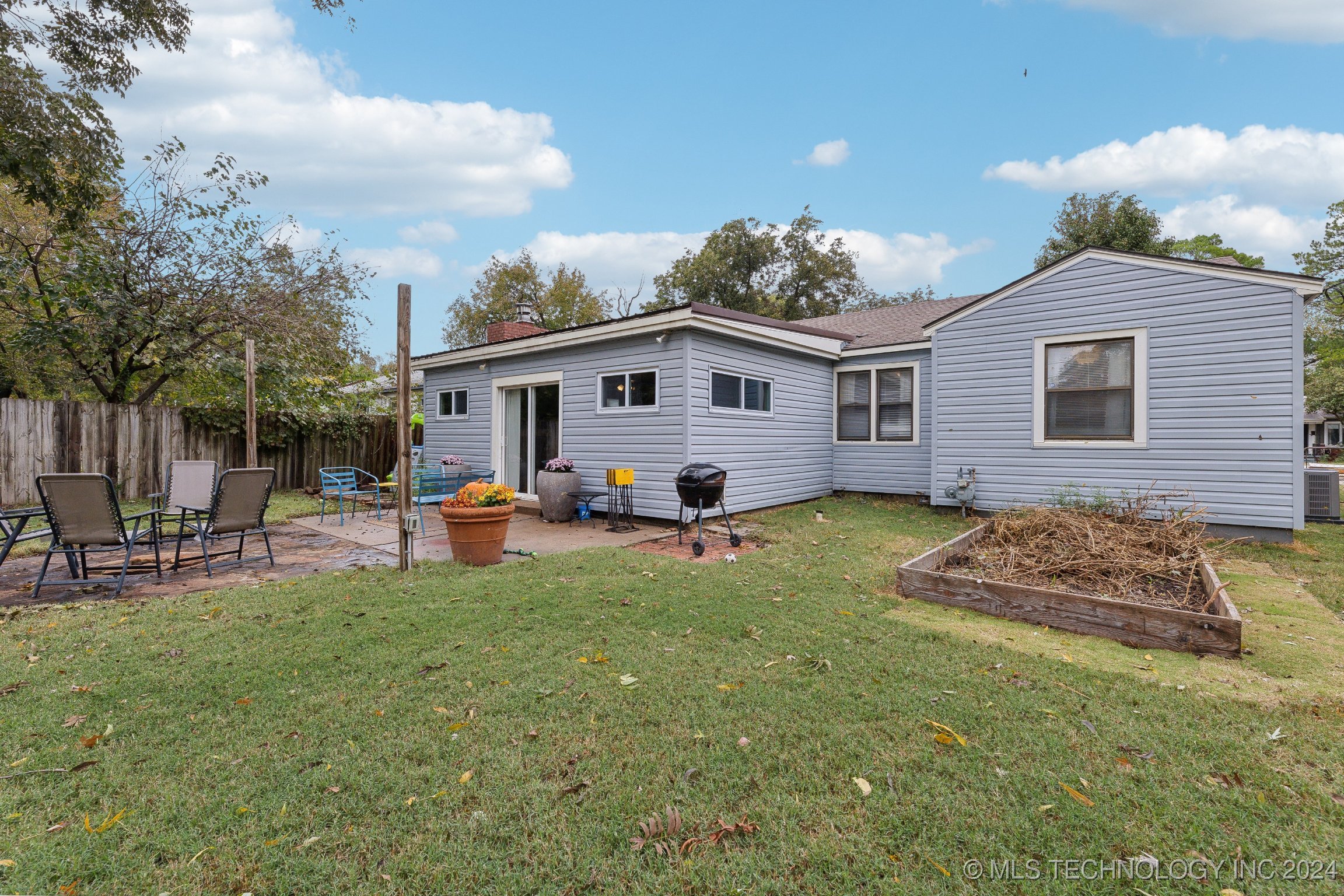 4644 S Troost Avenue Property Photo 25