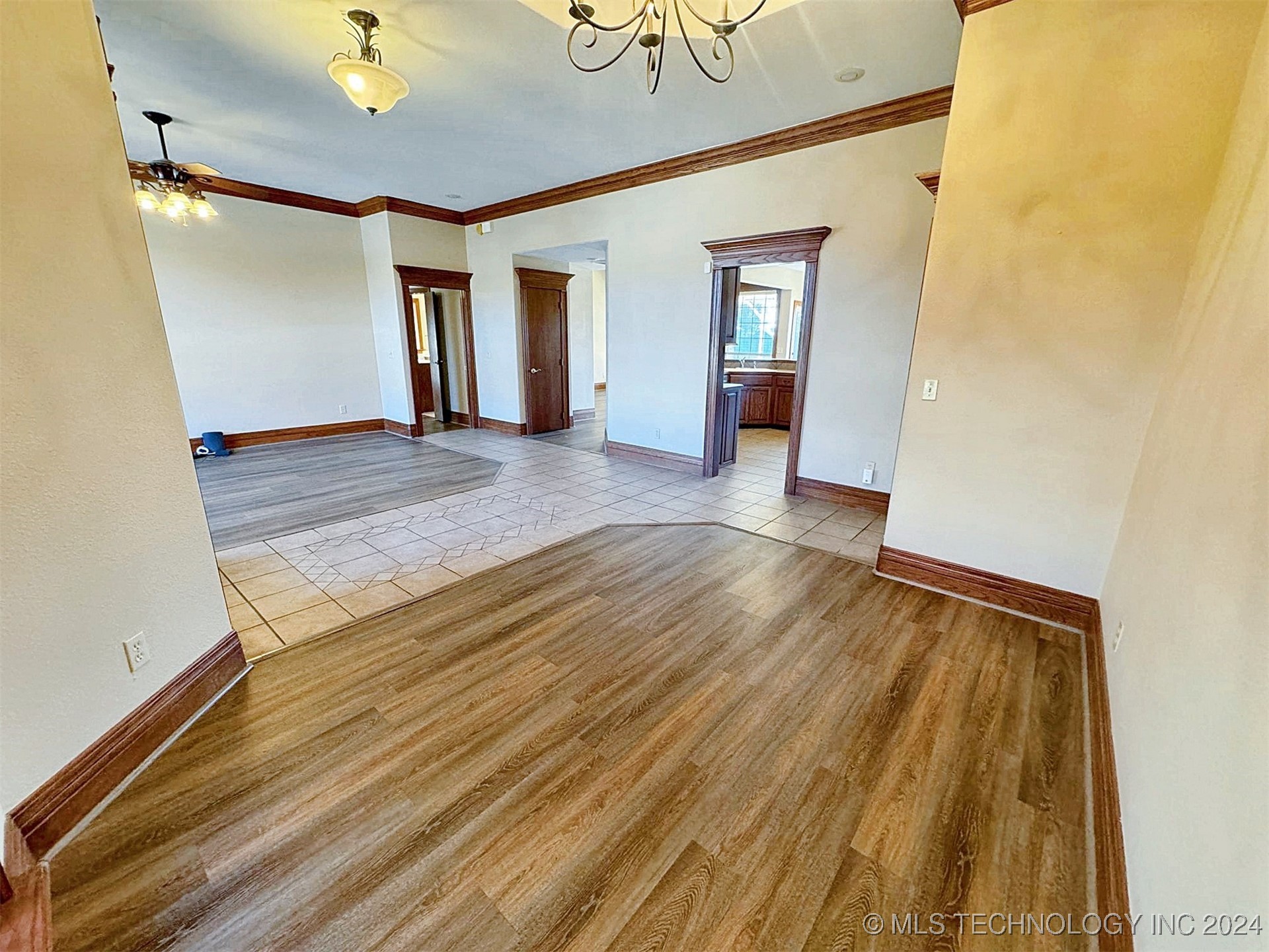 1530 Redwood Place Property Photo 19