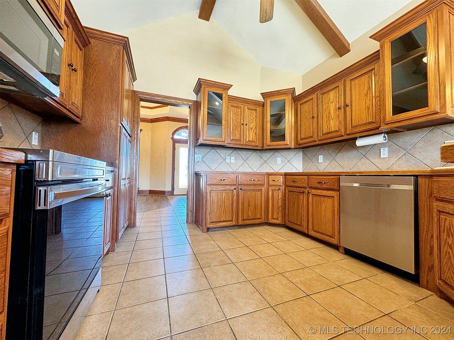 1530 Redwood Place Property Photo 27