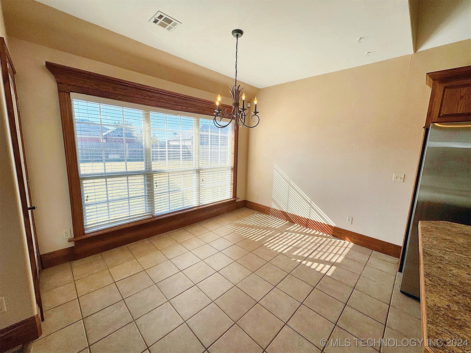 1530 Redwood Place Property Photo 28