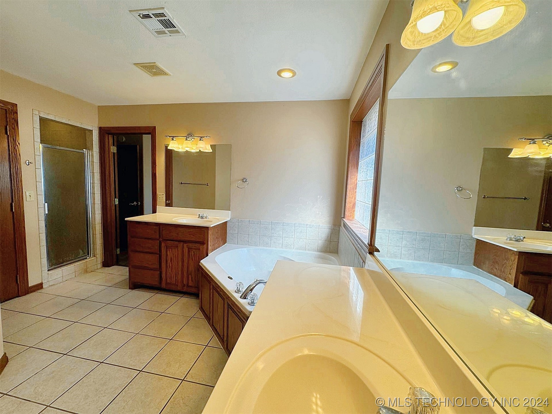 1530 Redwood Place Property Photo 45
