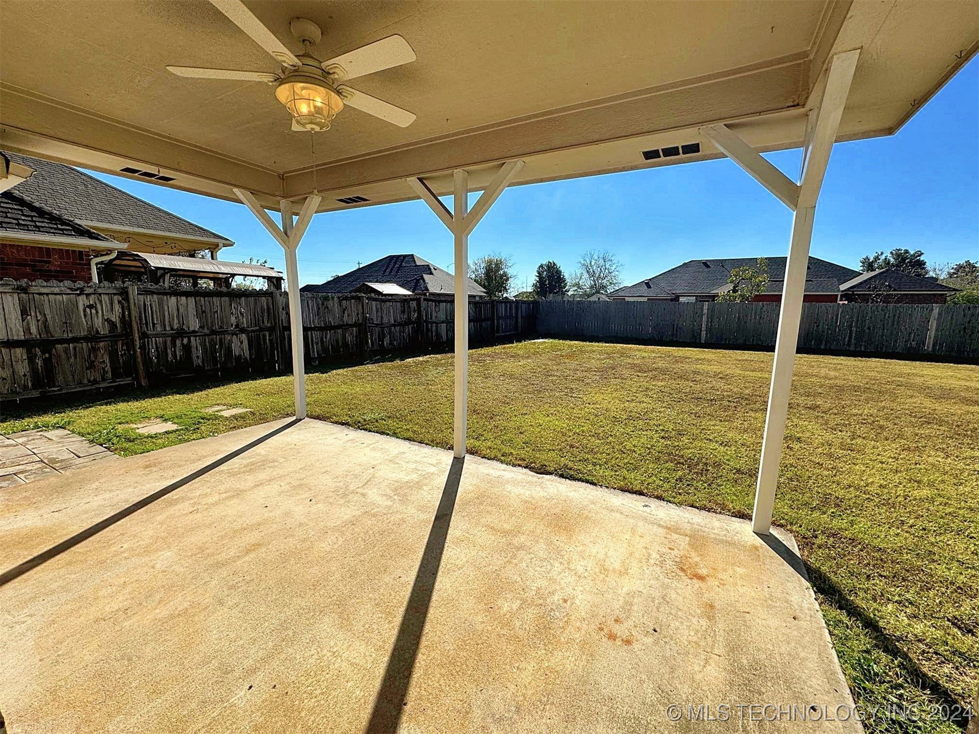1530 Redwood Place Property Photo 64