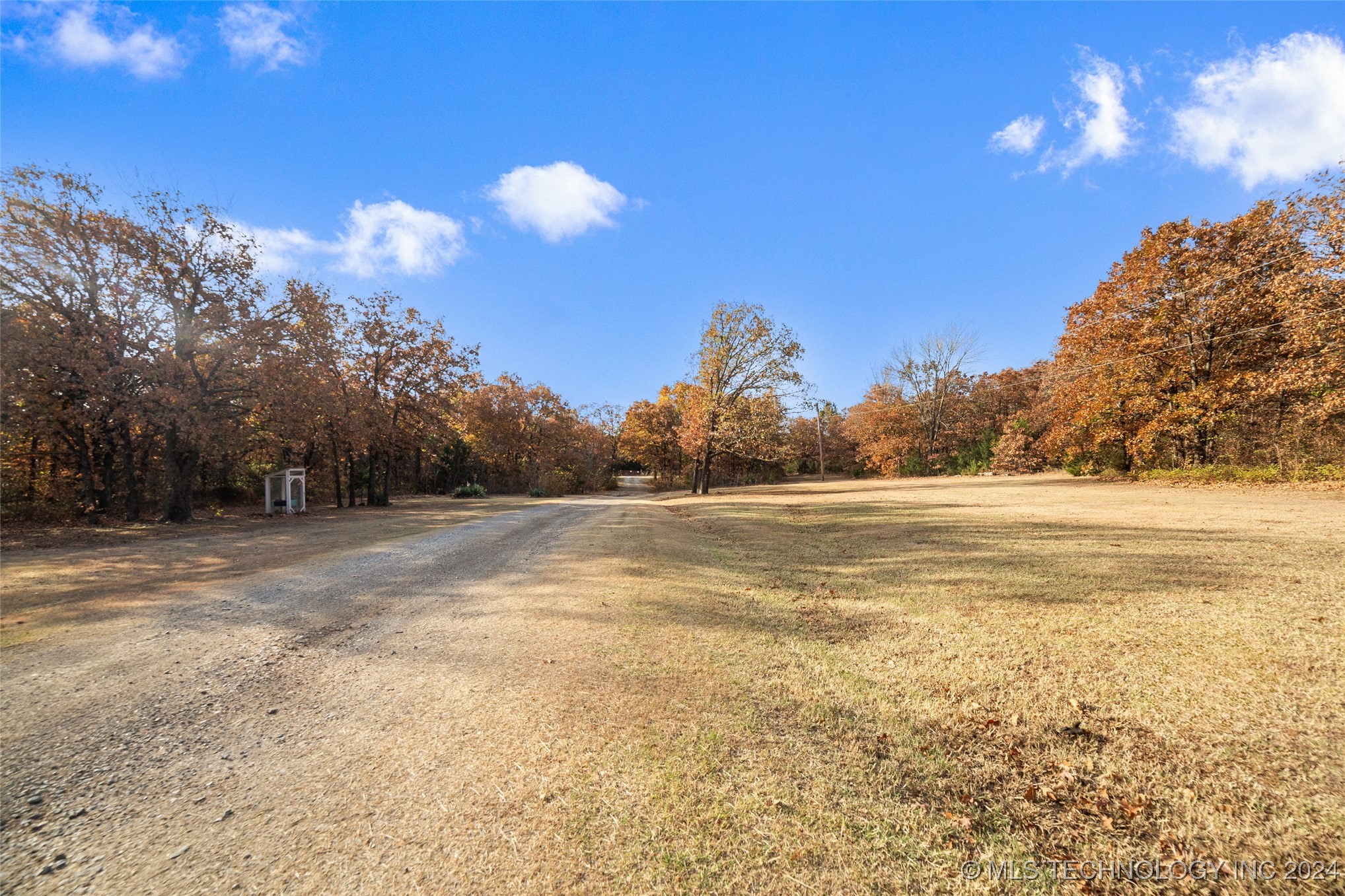 361935 E 5700 Road Property Photo 6