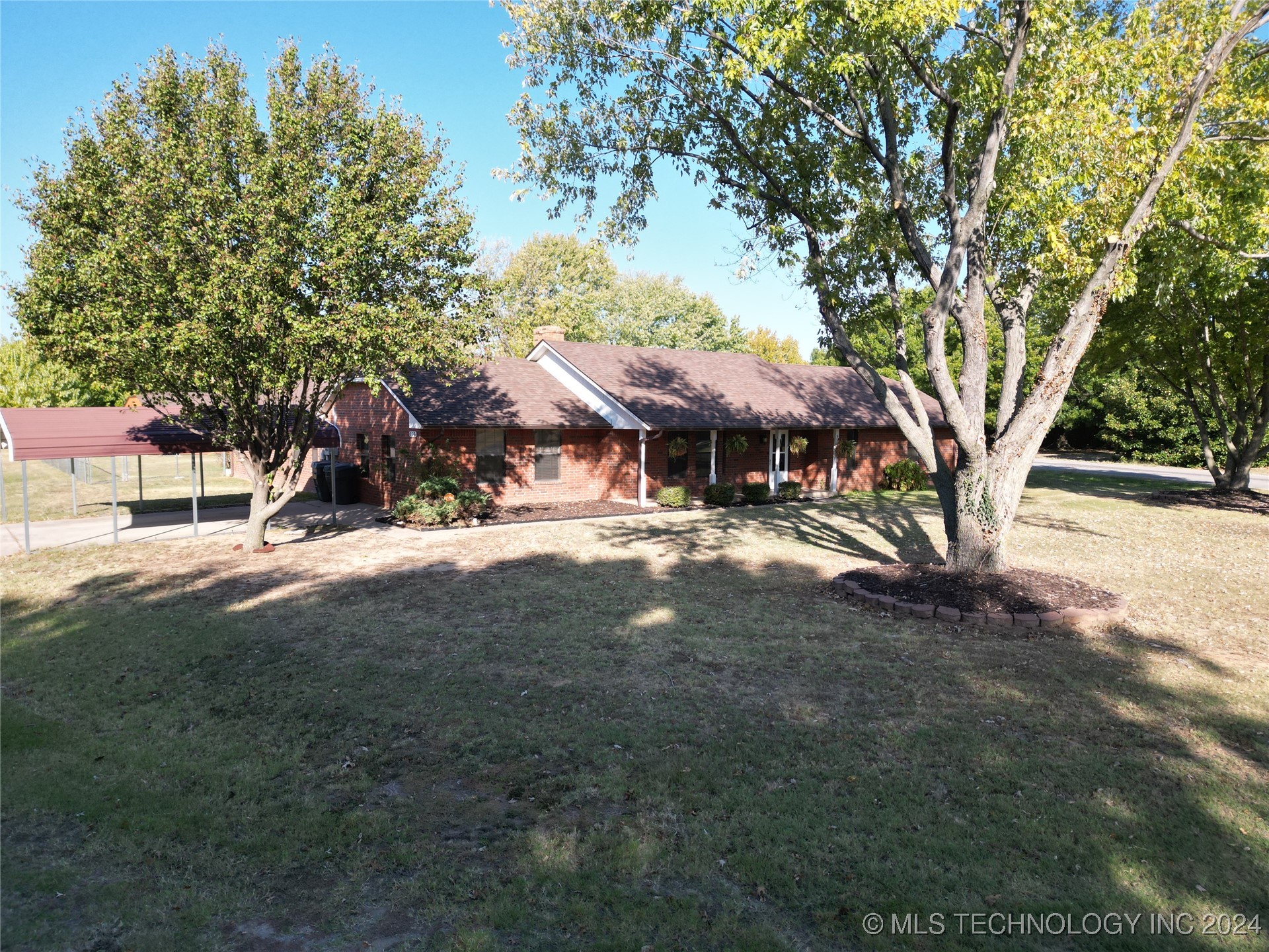 115 Spruce Street Property Photo 2