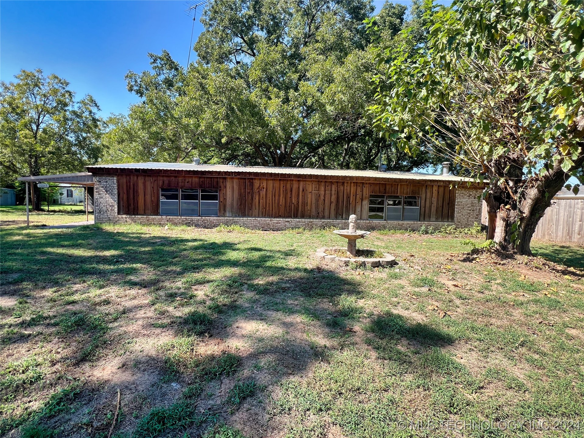 10343 Remington Property Photo 5