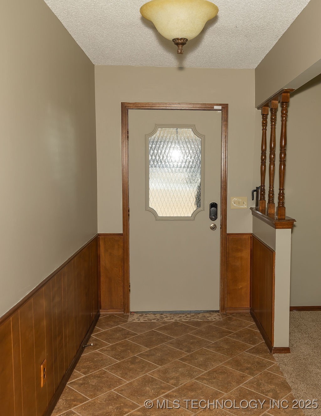 4626 Rolling Meadows Road Property Photo 3