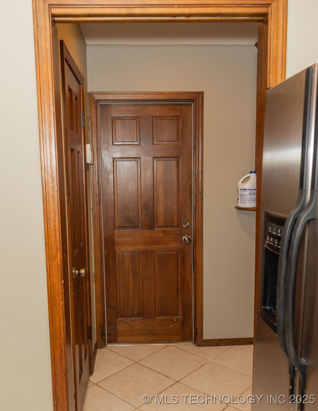 4626 Rolling Meadows Road Property Photo 10