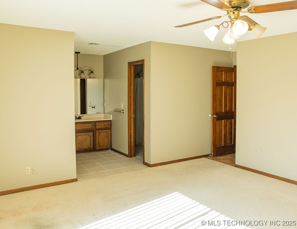 4626 Rolling Meadows Road Property Photo 36