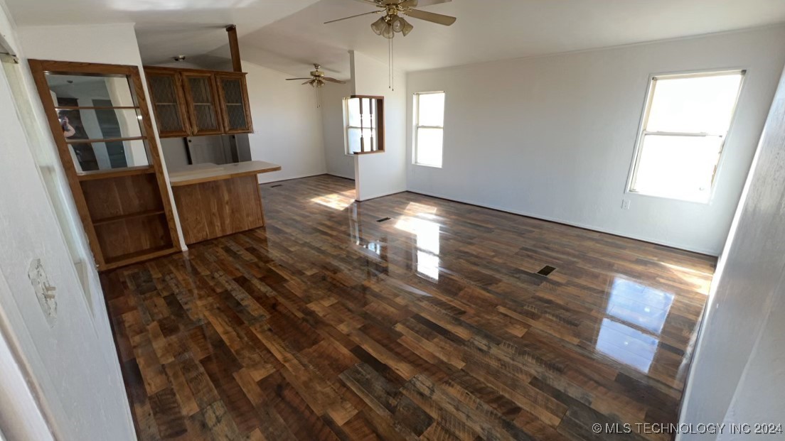 9251 Highway 106 Property Photo 3