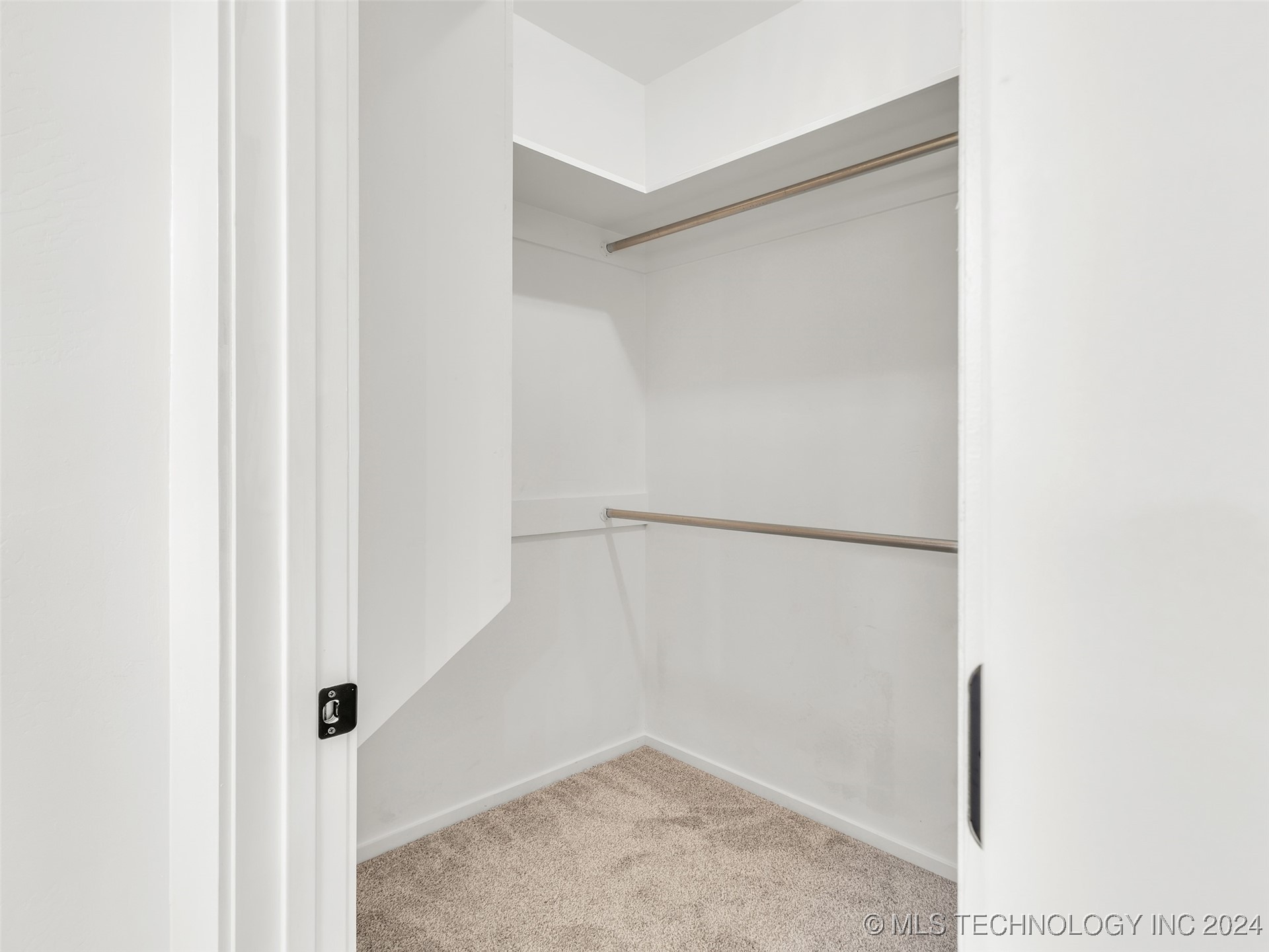 3744 Rosefinch Property Photo 11