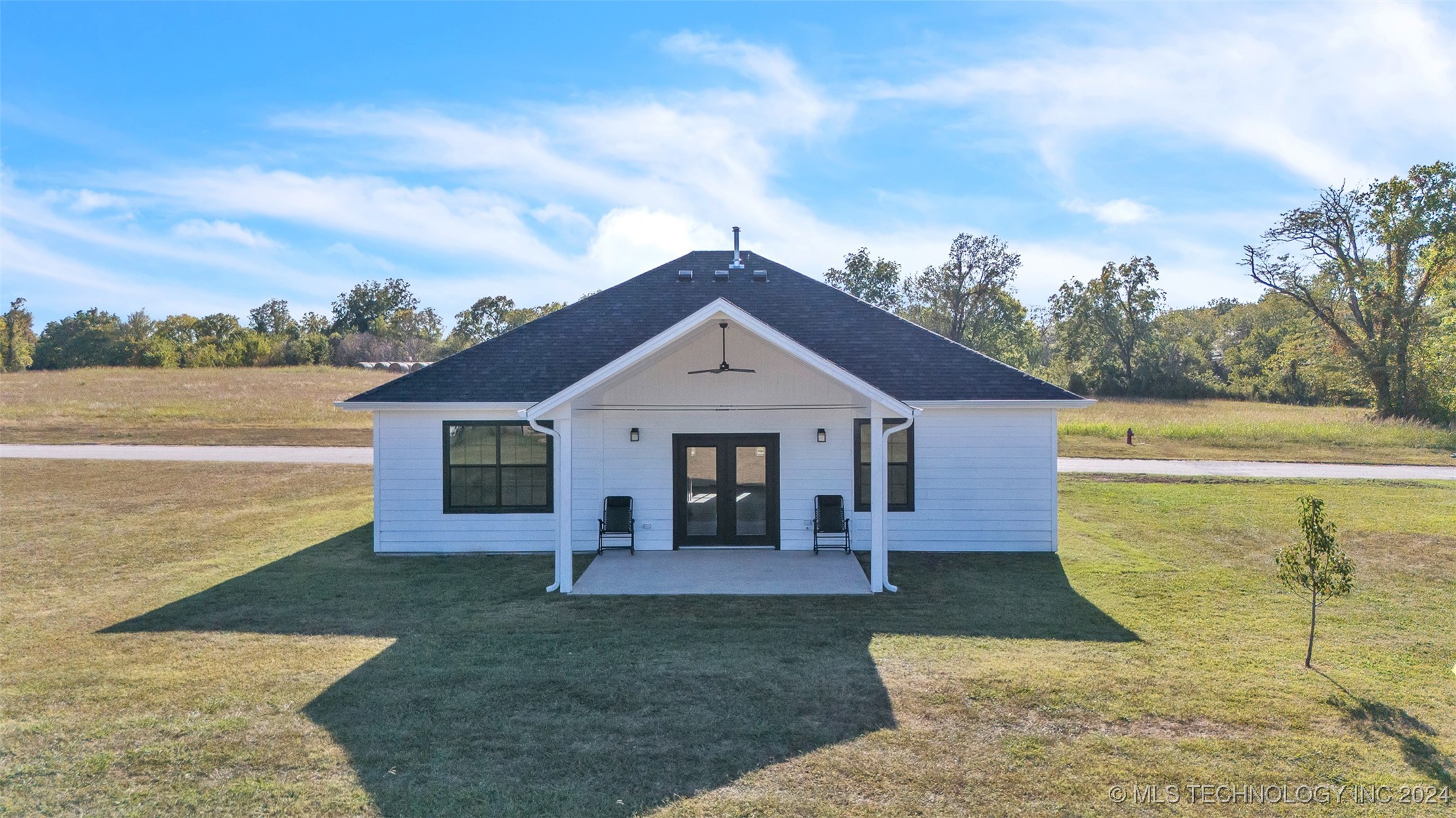 3744 Rosefinch Property Photo 26
