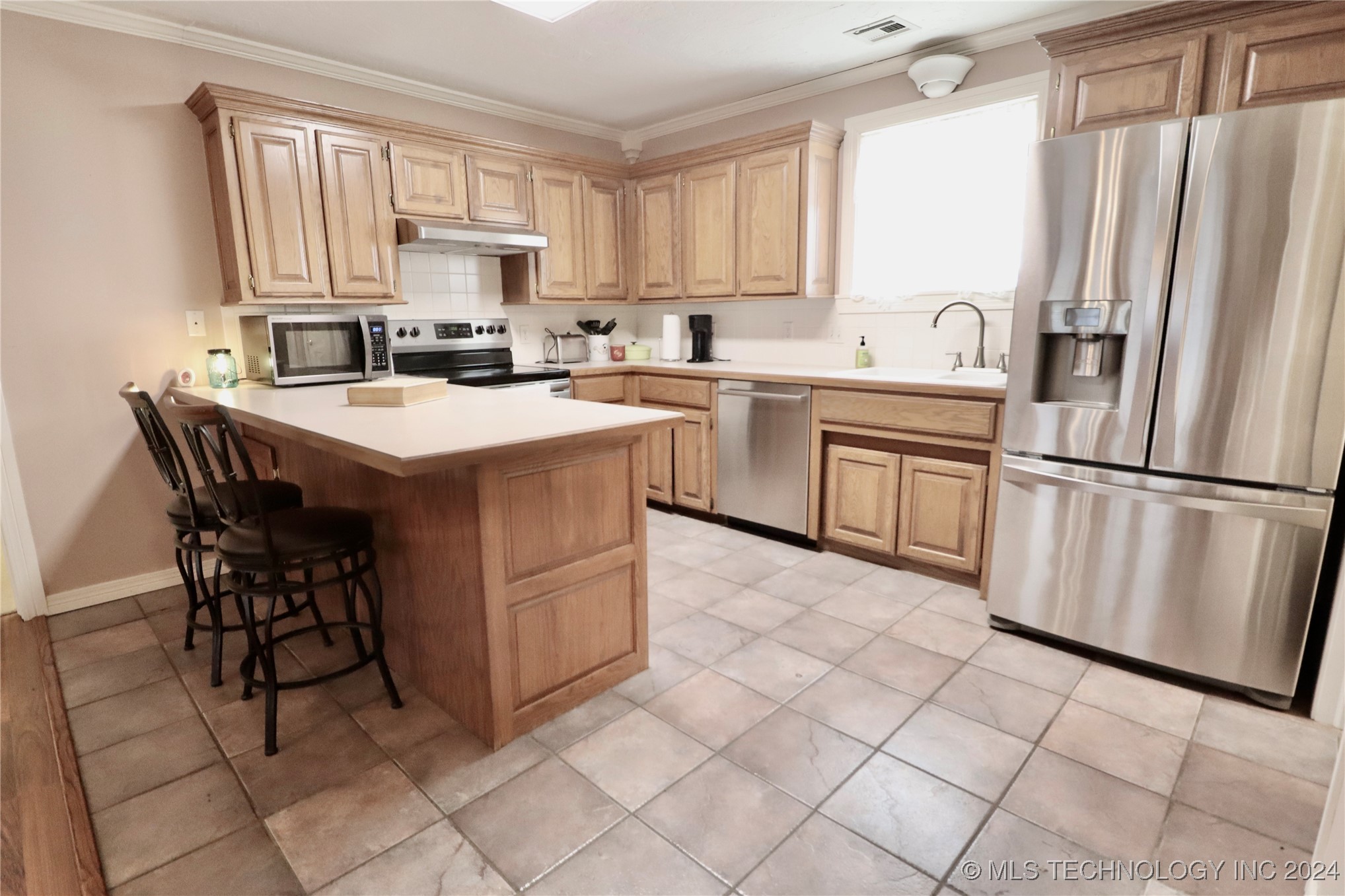 3998 E 173rd Street S Property Photo 10