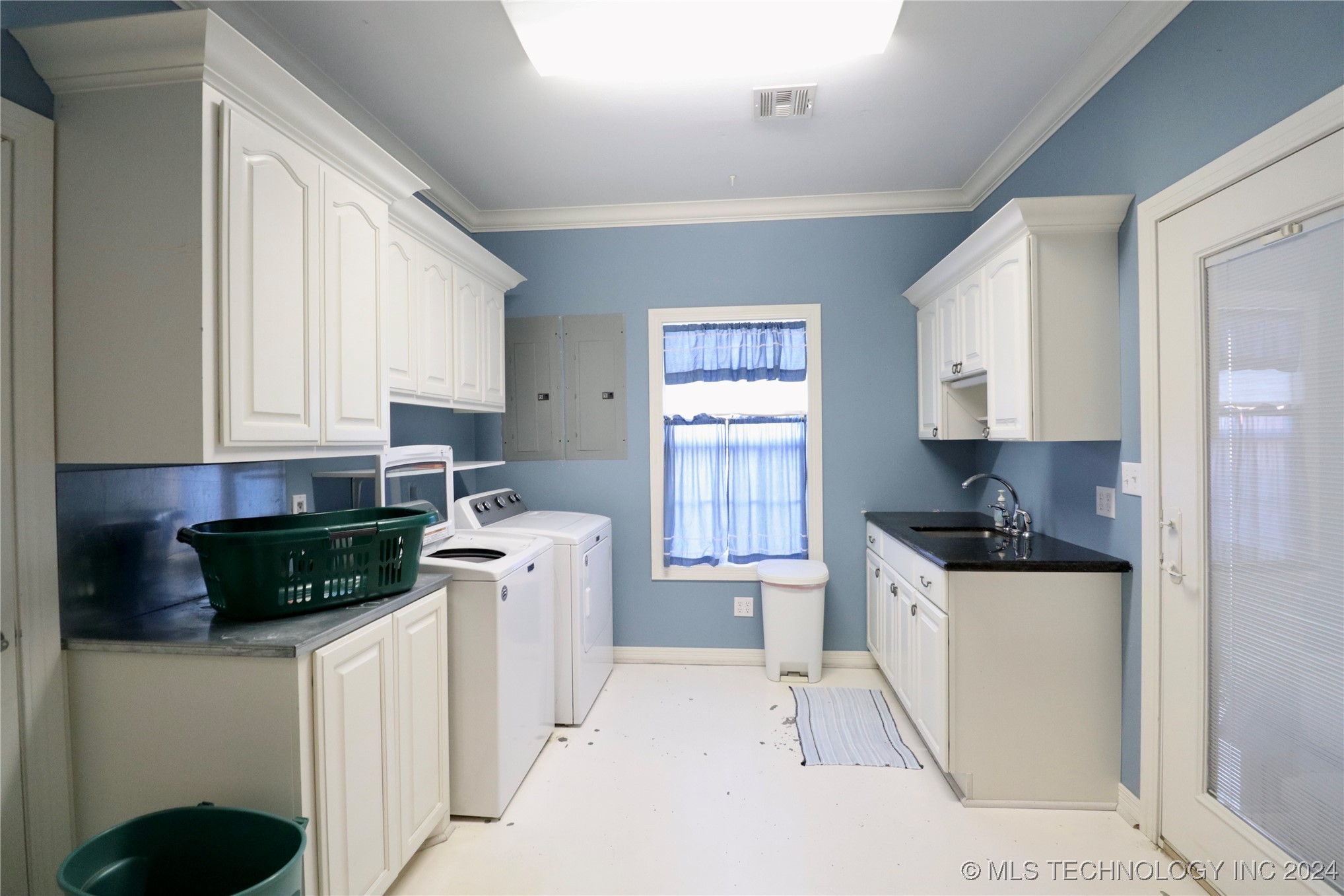 3998 E 173rd Street S Property Photo 20