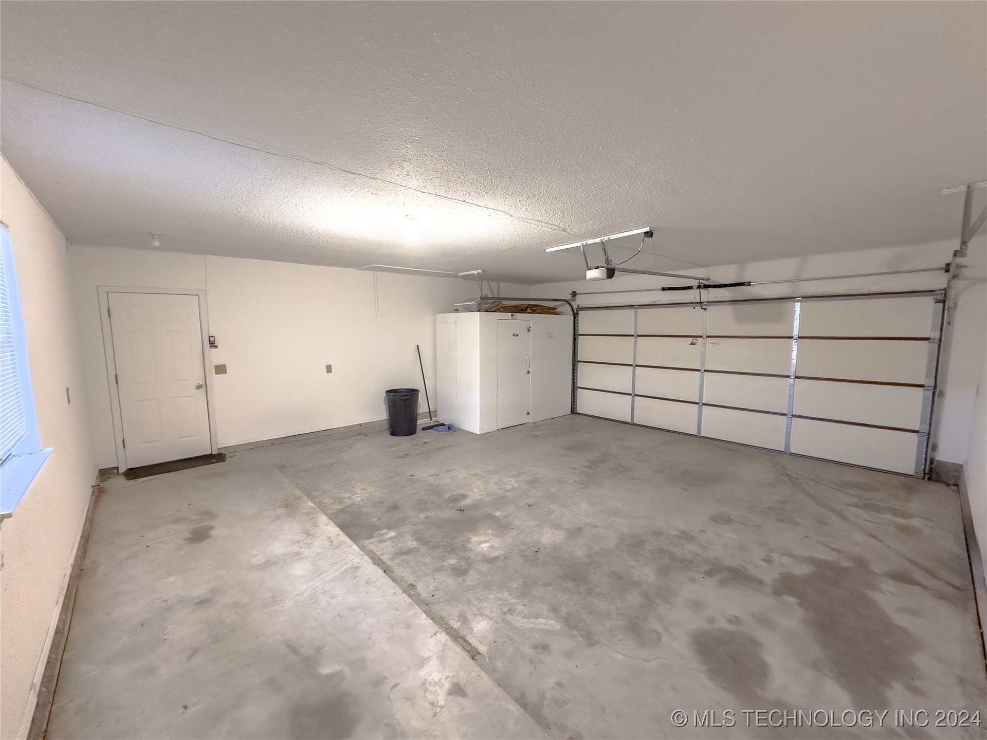 18225 S 79th East Avenue Property Photo 20