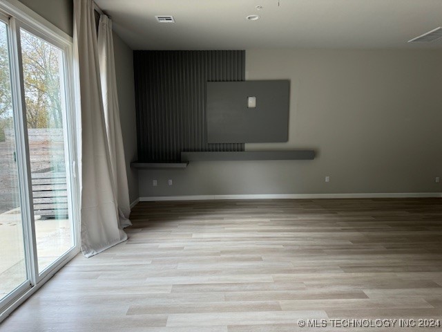 3402 Redbud Lane Property Photo 3