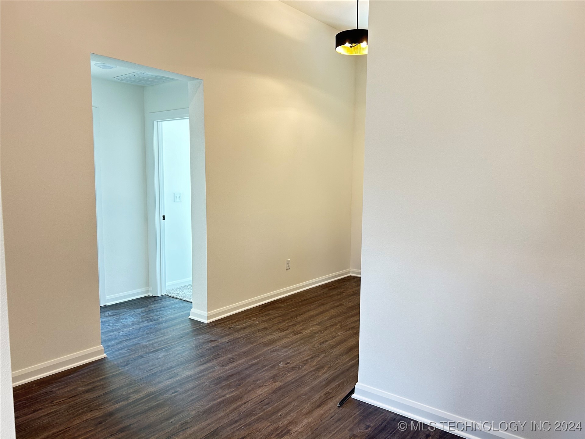 12903 S 21st Street E Property Photo 20