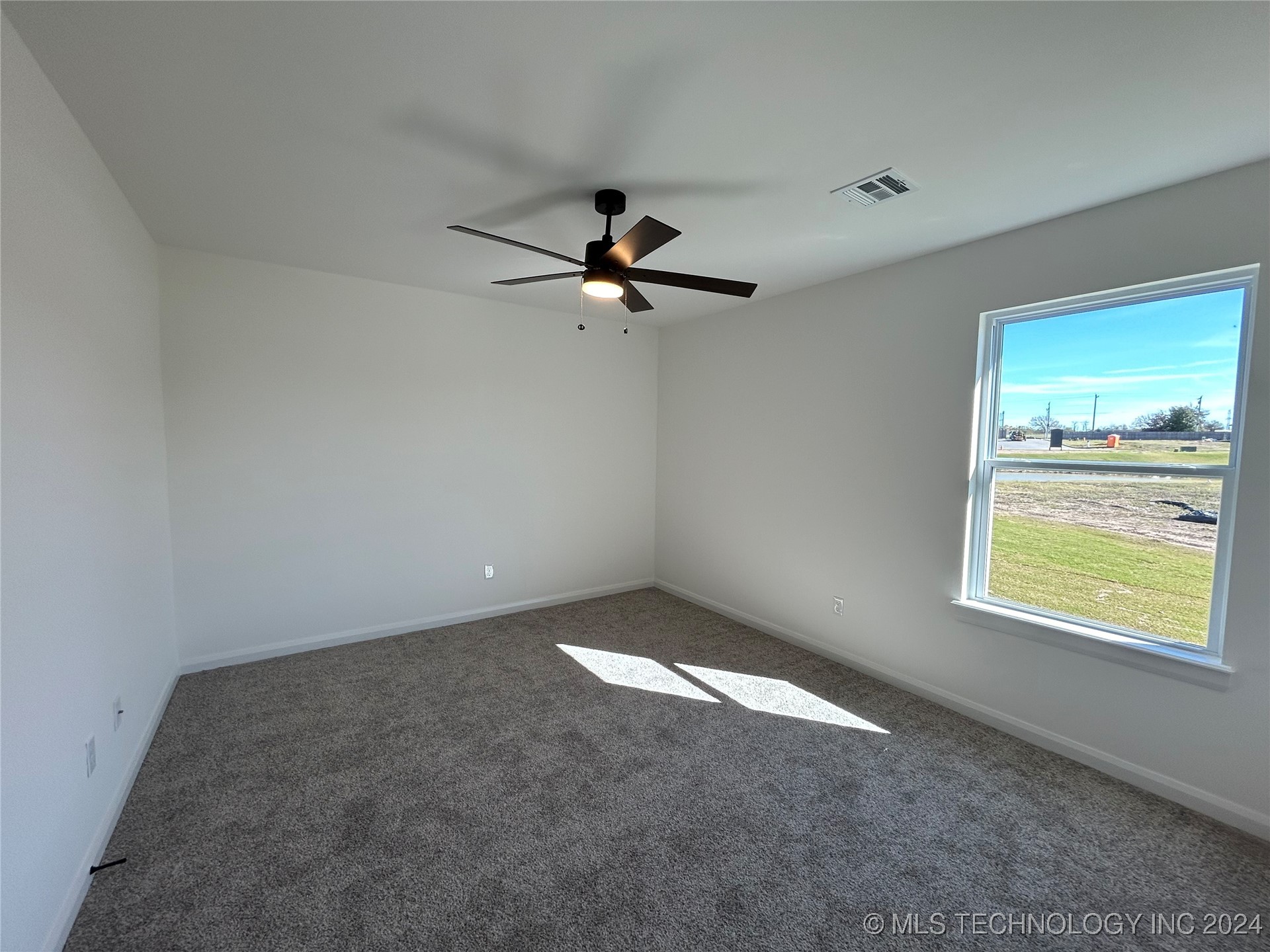 12903 S 21st Street E Property Photo 26