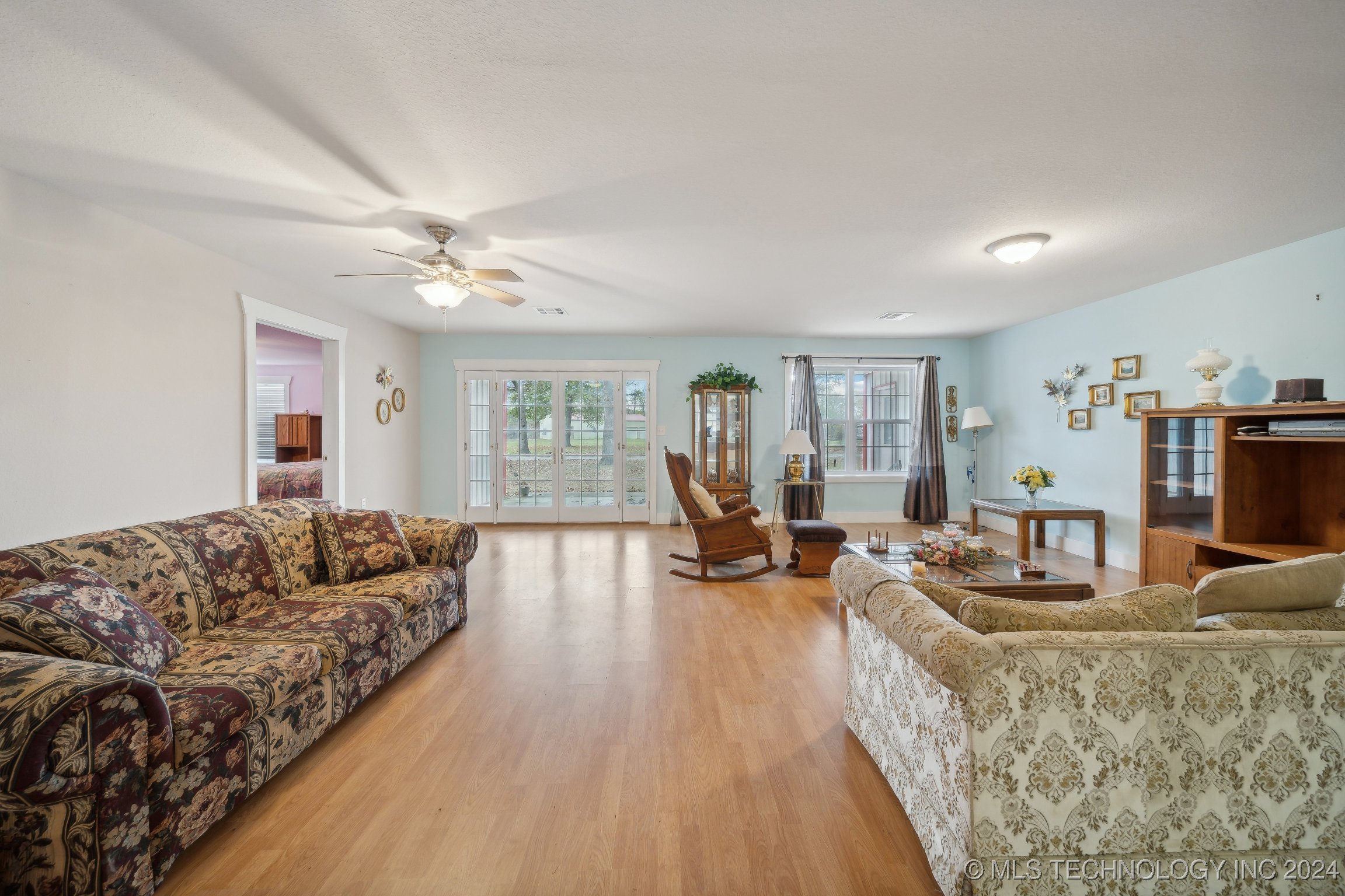 23 Lakewood Drive Property Photo 10